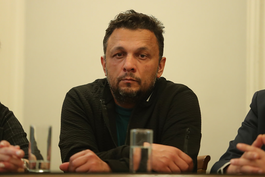 Συγκλονίζει ο Πάνος Ρούτσι: «Σήμερα ο γιος μου θα έκλεινε τα 26. Ντένις, αν με ακούς, σε αγαπάμε πολύ»