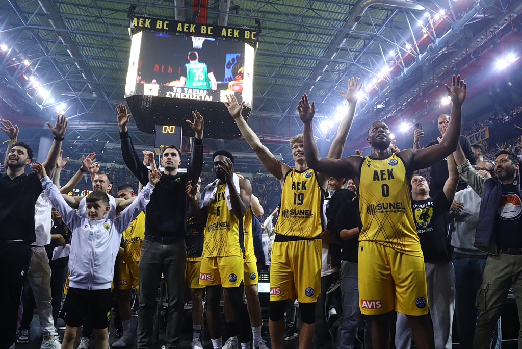 Αποθέωση και γιορτή στη Sunel Arena για την ΑΕΚ μετά την πρόκριση στο Final 4