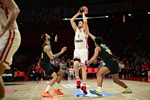 Ιστορική στιγμή για Παπανικολάου: Έφτασε τα 800 παιχνίδια με τον Ολυμπιακό