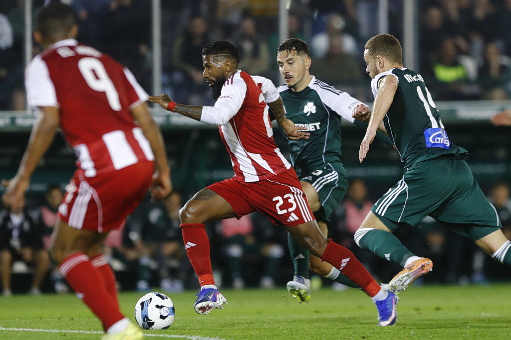 Όταν ο Ολυμπιακός παίζει με την πλάτη στον τοίχο