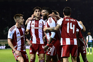 Παναθηναϊκός – Ολυμπιακός 0-2: Εξαιρετικοί οι «ερυθρόλευκοι» στη Λεωφόρο και έμειναν ζωντανοί για τον τίτλο