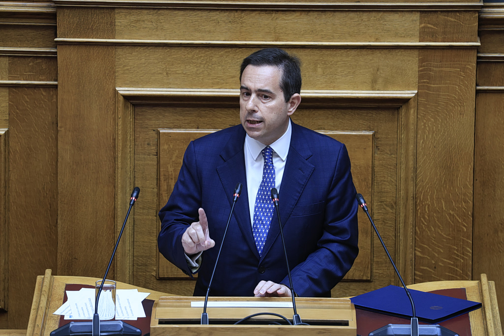 Μηταράκης: Δεν στέκει νομικά η άρση ασυλίας μου, αλλά ζητώ να αρθεί για να μη μείνει καμία σκιά