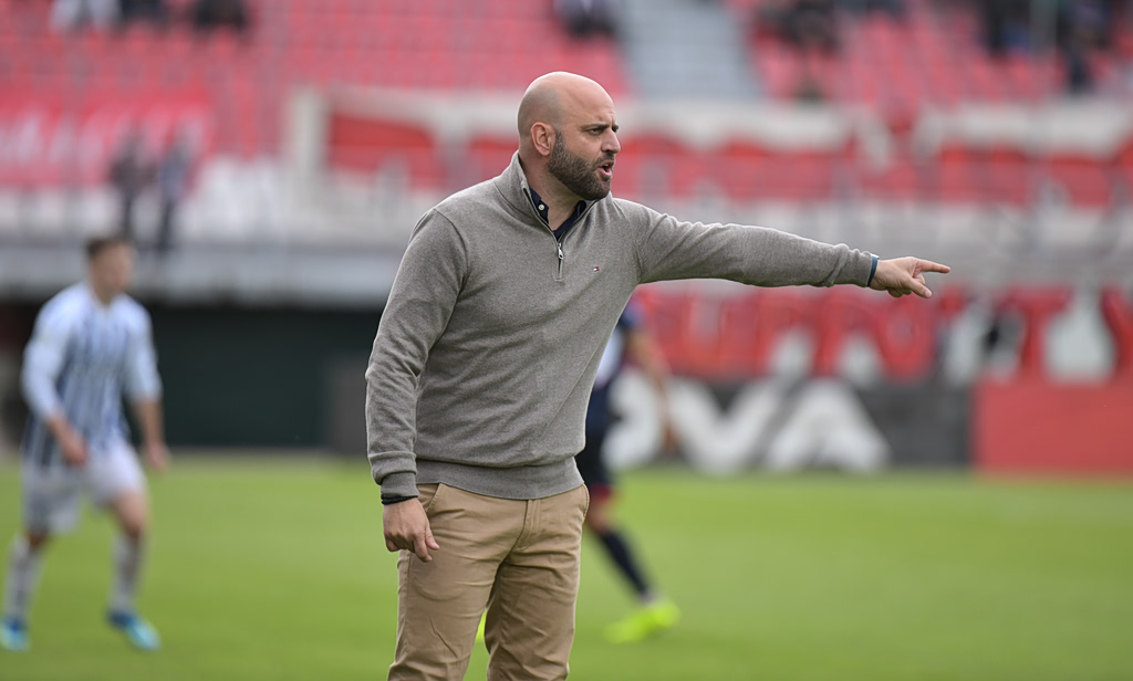 Ο Σαραγόσα του Πανσερραϊκού τα… πήρε με την ομάδα του, 0-3 στο 36′ και τρεις αλλαγές!