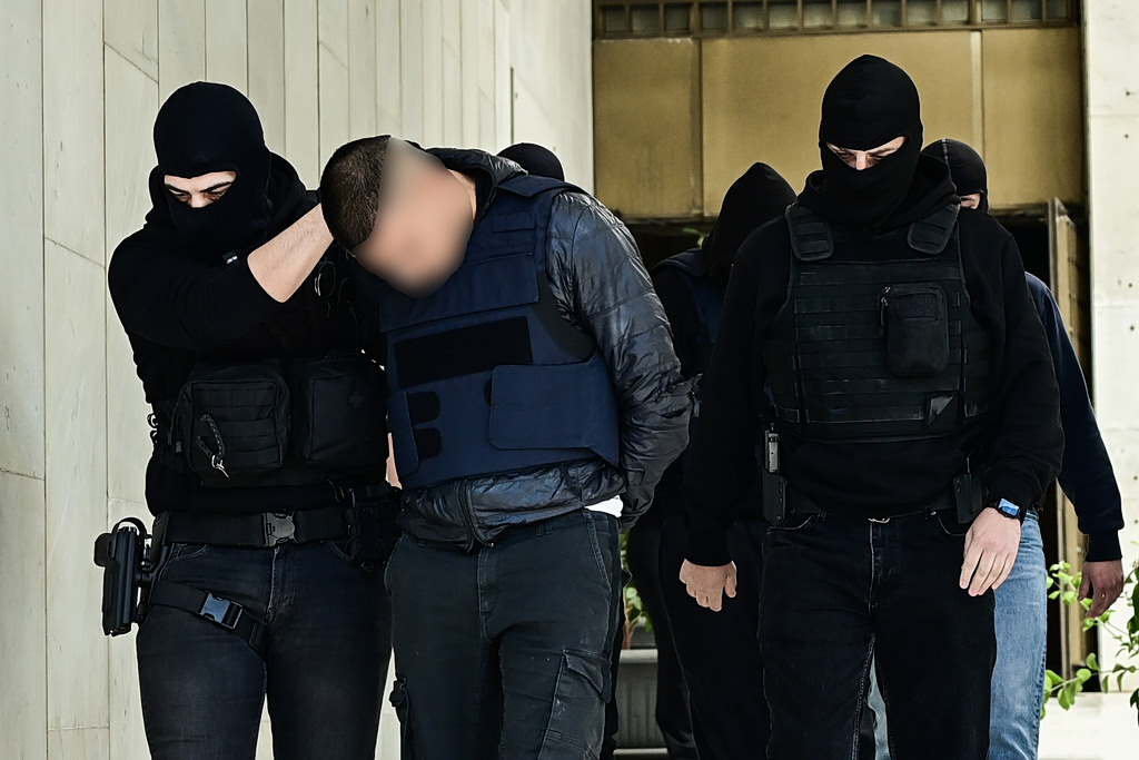 Άγιος Δημήτριος: Μαρτυρία σοκ – «Της είπε ότι το έκανε για τη σχέση τους, για να σταματήσει να την ενοχλεί»