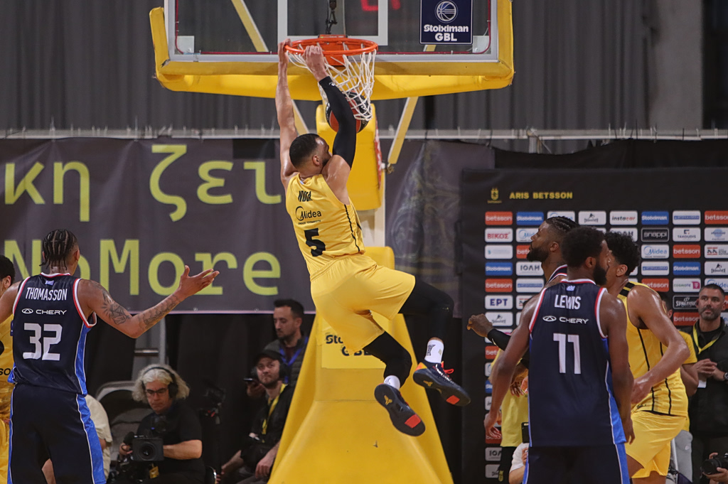 Άρης – Πανιώνιος 75-65: Οι παρουσίες Γιάννη, Σιάο, Γκάλη έριξαν τον «Ιστορικό» στην δεύτερη κατηγορία