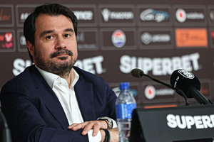 Παπαμιμίκος: «Ο Σαββίδης όπως γνωρίζετε ασχολείται μέρα – νύχτα με τον ΠΑΟΚ»