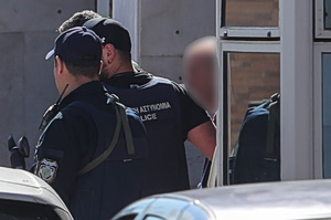 Ο 89χρονος «πιστολέρο» είχε κάνει πρόβα τις ένοπλες επιθέσεις του σε ΕΦΚΑ και Εφετείο