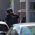 Στην Ευελπίδων ο 89χρονος: «Αν ήθελα να σκοτώσω θα σκότωνα – Ήθελα απλώς να κάνω θόρυβο»