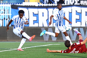 Ατρόμητος – ΑΕΛ 3-2: Νίκη για τους κυανόλευκους στο «θρίλερ» του Περιστερίου