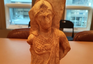 Επιστροφή-σταθμός: Το άγαλμα του Ερμή που χάθηκε τη δεκαετία του ’70 ξανά στην Ελλάδα