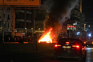«Το Ισραήλ θα κάνει ό,τι του πω» λέει ο Τραμπ – Φρουροί της Επανάστασης: Χτυπήσαμε κέντρα της Oracle και της Amazon