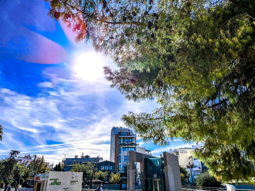 Κρύο μετά τη Μεγάλη Πέμπτη: Πώς θα είναι ο καιρός το Πάσχα στην Αθήνα