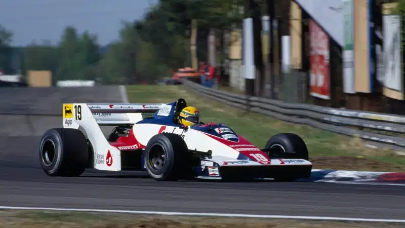 Το πρώτο μονοθέσιο του Σένα βγαίνει στο σφυρί