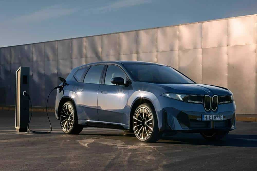 Η νέα BMW iX3 40 στην ελληνική αγορά