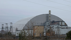 Ρωσικοί πύραυλοι μια ανάσα από το Τσερνόμπιλ – «Κίνδυνος σοβαρού ατυχήματος»