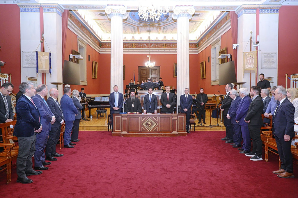 Λαμπρή η εκδήλωση για τα 200 χρόνια από την έξοδο του Μεσολογγίου στο Πανεπιστήμιο Αθηνών