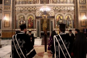 Μεγάλη Παρασκευή: Ημέρα πένθους και νηστείας για όλη την Χριστιανοσύνη