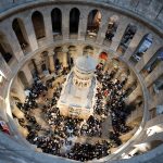 Live η τελετή αφής του Αγίου Φωτός στα Ιεροσόλυμα