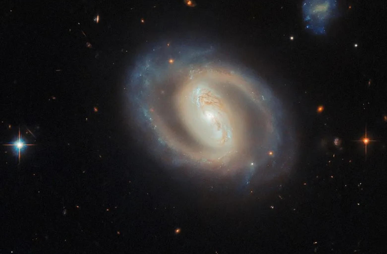 &Gamma;&alpha;&lambda;&alpha;&xi;ί&alpha;&sigmaf; &sigma;&epsilon; &sigma;&pi;&epsilon;&iota;&rho;&omicron;&epsilon;&iota;&delta;ή έ&kappa;&rho;&eta;&xi;&eta; &phi;&omega;&tau;ό&sigmaf;: &Eta; &epsilon;&iota;&kappa;ό&nu;&alpha; &pi;&omicron;&upsilon; &epsilon;&nu;&tau;&upsilon;&pi;&omega;&sigma;&iota;ά&zeta;&epsilon;&iota; &tau;&omicron;&upsilon;&sigmaf; &alpha;&sigma;&tau;&rho;&omicron;&nu;ό&mu;&omicron;&upsilon;&sigmaf;