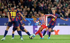 «Χάος» στη Βαρκελώνη: Οπαδοί της Μπαρτσελόνα επιτέθηκαν στο πούλμαν της Ατλέτικο Μαδρίτης (vid)