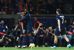 Γκολ… όνειρο για την Παρί Σεν Ζερμέν και 1-0 τη Λίβερπουλ με Ντουέ (vid)