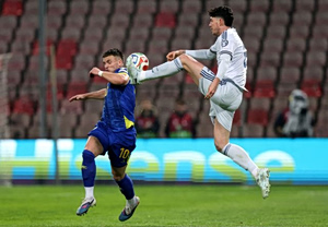 Ακραίες αντιδράσεις μετά τον αποκλεισμό της Ιταλίας για Μπαστόνι: «Να εγκαταλείψει την χώρα για την ασφάλειά του»