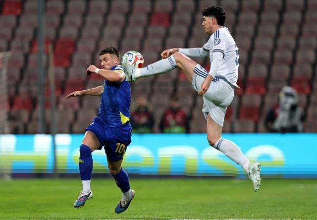 Ακραίες αντιδράσεις μετά τον αποκλεισμό της Ιταλίας για Μπαστόνι: «Να εγκαταλείψει την χώρα για την ασφάλειά του»