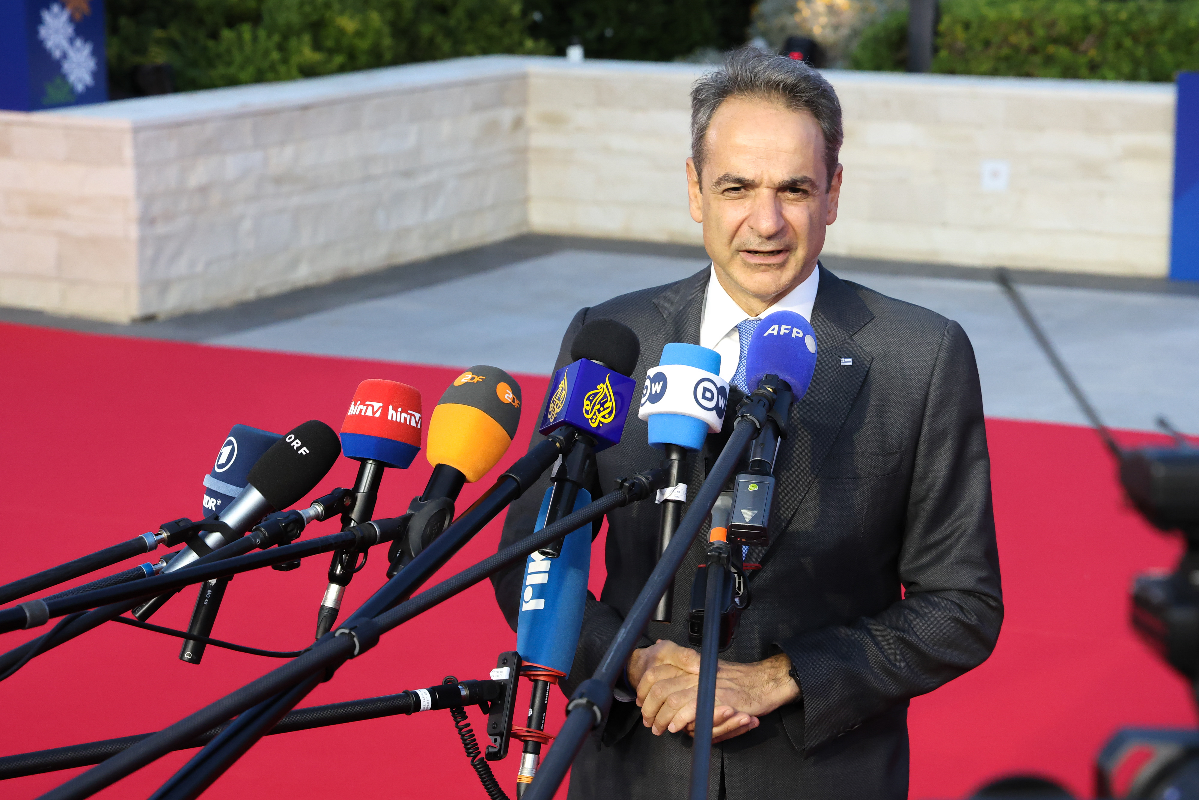 Μητσοτάκης: «Ο Τραμπ θα περάσει καλά στην Ελλάδα, ελπίζουμε να βρει λύση με το Ιράν»