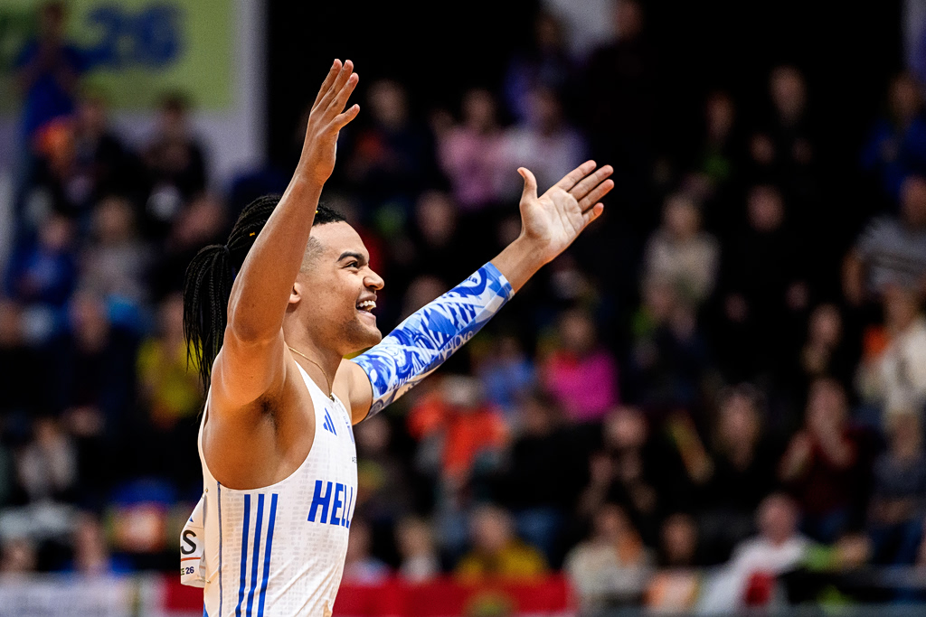 Καραλής: «Πιστεύω ότι οι αθλητές πλέον μπορούν να βγουν να πουν την ιστορία τους»