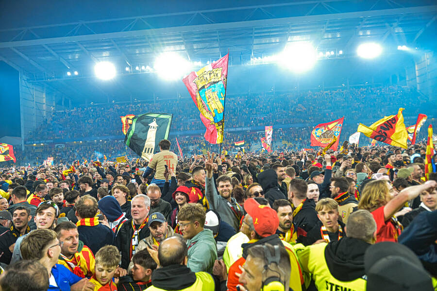 Ακόμα πανηγυρίζουν στο Λανς, πρόκριση σε τελικό Κυπέλλου μετά από 28 χρόνια (vids, photo)