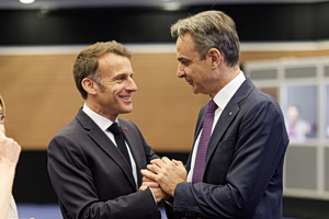 Επίσκεψη Μακρόν στην Αθήνα: Ώθηση στη συνεργασία Ελλάδας – Γαλλίας με αμυντικές και οικονομικές συμφωνίες