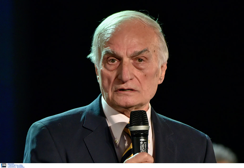 Μανώλης Μαυρομμάτης: «Η γυναίκα μου βρέθηκε νεκρή σε ένα κάθισμα γιατί δεν ήθελε να εγκαταλείψει το σπίτι μας που καιγόταν»