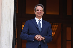 Μητσοτάκης για 21η Απριλίου: Τιμάμε εκείνους που αντιστάθηκαν, τα αγαθά της Δημοκρατίας δεν είναι ποτέ αυτονόητα