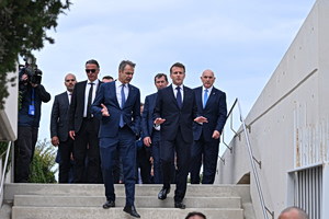 Μακρόν – Μητσοτάκης ζητούν καθυστέρηση στην αποπληρωμή του χρέους της περιόδου Covid και νέα ευρωομόλογα