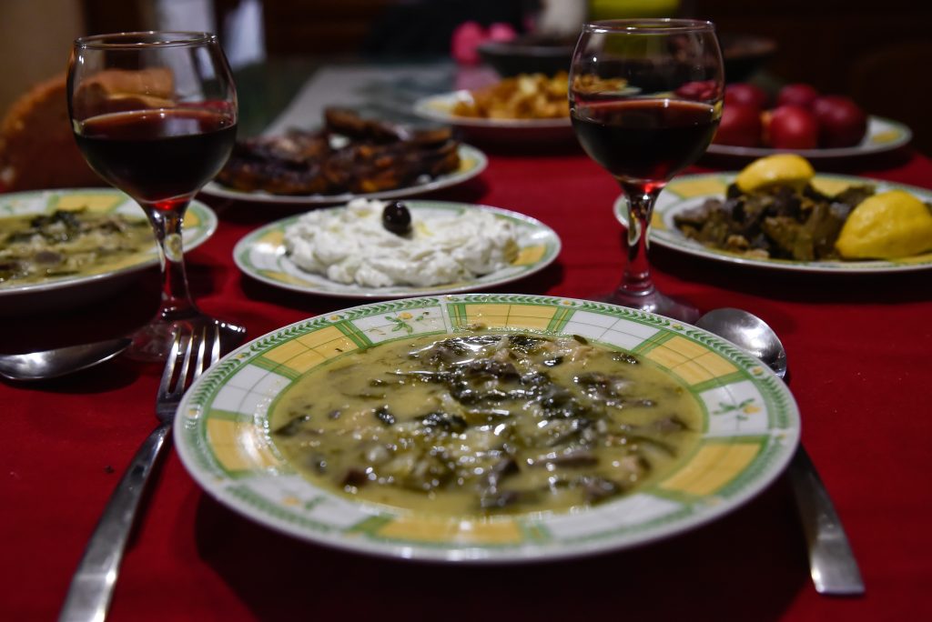 Κλασική, σύγχρονη και χορτοφαγική μαγειρίτσα για το πασχαλινό τραπέζι