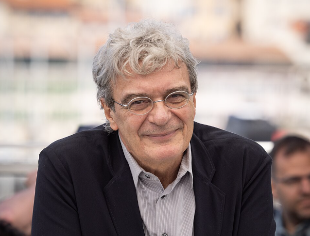 Μάριο Μαρτόνε στα «ΝΕΑ»: «Ορισμένες φορές μια φυλακή λειτουργεί απελευθερωτικά»