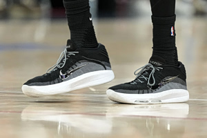 Nike: Υποχώρησε η μετοχή της παρά τα ισχυρά οικονομικά μεγέθη – Πιέσεις από την αγορά της Κίνας και την αβεβαιότητα στη Μέση Ανατολή