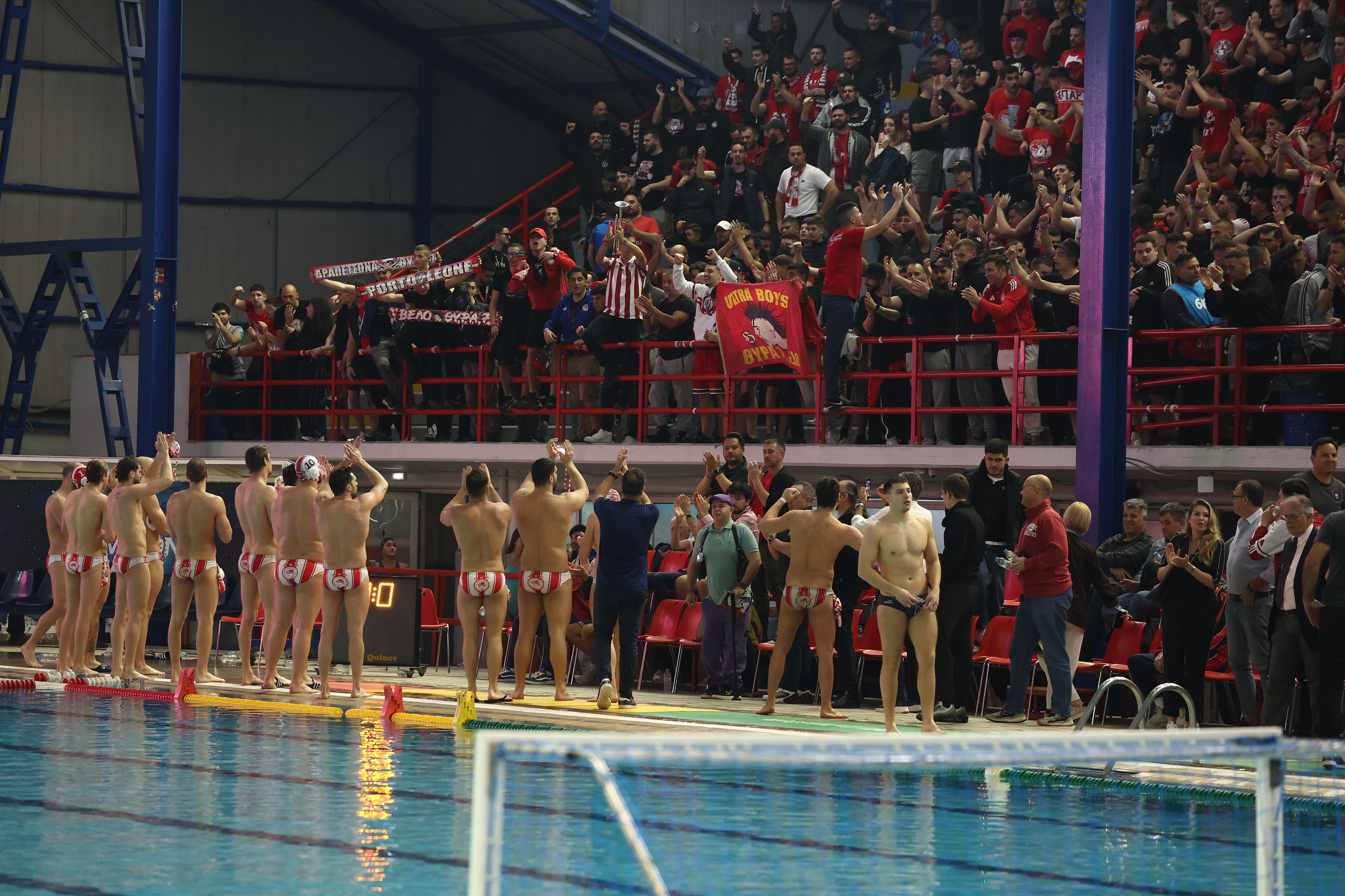 Ολυμπιακός: Η ατμόσφαιρα στο Παπαστράτειο έκανε τον γύρο του κόσμου (vid)