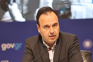 Live η συνέντευξη Τύπου για τις νέες ρυθμίσεις σχετικά με την πρόσβαση των ανήλικων στα social media