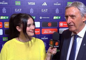 Απίθανο πέσιμο του Πέσιτς σε Ιταλίδα δημοσιογράφο στο flash interview (vid)