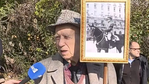 Όταν ο 89χρονος πήγε στην κηδεία του τέως βασιλιά Κωνσταντίνου – «Η ημέρα πρέπει να είναι συννεφιασμένη»