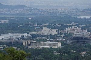 Το Ιράν δεν έχει ακόμη αποφασίσει αν θα στείλει αντιπροσωπεία στο Πακιστάν λόγω του ναυτικού αποκλεισμού