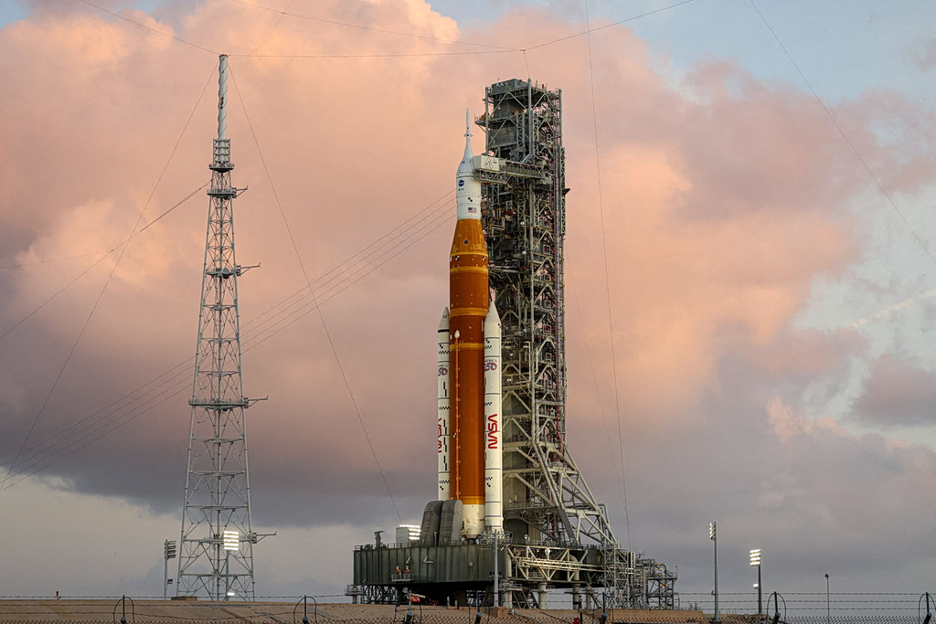 Artemis II: Από τη Γη στη Σελήνη μετά από 50 χρόνια