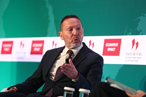 Στουρνάρας: Πιο δύσκολο να μπούμε σε ύφεση λόγω πολέμου, αλλά δεν αποκλείεται τίποτα