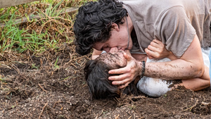 «Σύγκρουση»: Η φωτογραφία από τη νέα σειρά του MEGA που θα συζητηθεί