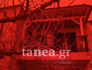 Κρήτη: Αποκόσμες εικόνες στο νησί – Πυκνό κόκκινο πέπλο αφρικανικής σκόνης