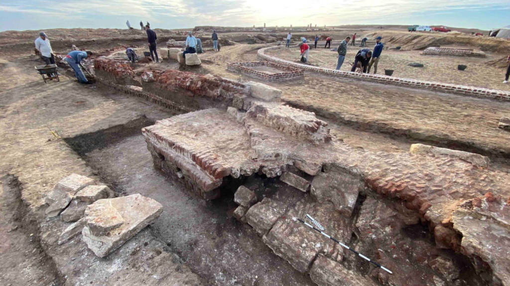 Ανακάλυψη-σταθμός στην Αίγυπτο: Βρέθηκε ιερό θεού με ελληνικό όνομα και γιγαντιαία δεξαμενή (εικόνες)