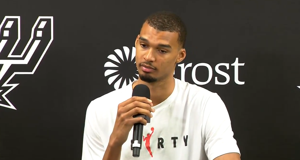 Ο… Αϊνστάιν του NBA – «Μαθηματικό show» από τον Γουεμπανιαμά (vid)