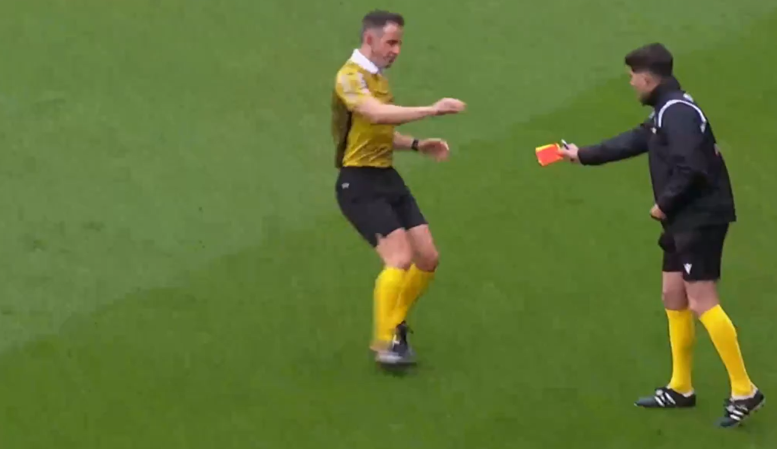 &Phi;&iota;ά&sigma;&kappa;&omicron; &sigma;&tau;&omicron; &Omicron;&upsilon;έ&sigma;&kappa;&alpha; &ndash; &Lambda;&alpha; &Kappa;&omicron;&rho;&omicron;ύ&nu;&iota;&alpha;: &Omicron; &delta;&iota;&alpha;&iota;&tau;&eta;&tau;ή&sigmaf; &xi;έ&chi;&alpha;&sigma;&epsilon; &tau;&iota;&sigmaf; &kappa;ά&rho;&tau;&epsilon;&sigmaf; &kappa;&alpha;&iota; &tau;&omicron; &kappa;&alpha;&tau;ά&lambda;&alpha;&beta;&epsilon; &sigma;&tau;&omicron; 22&prime;