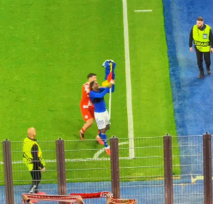 Σύρραξη στη λήξη της αναμέτρησης Στασβούργο – Μάιντζ